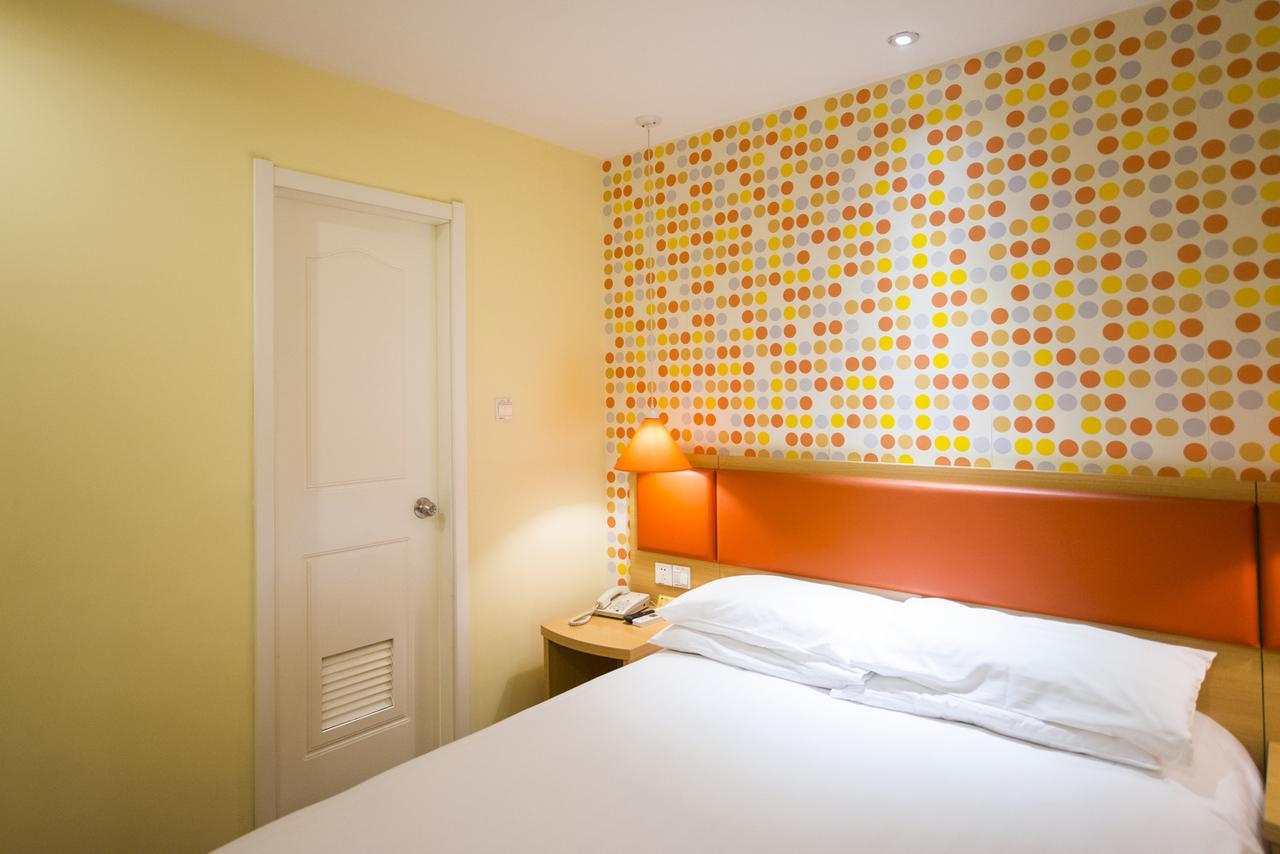 Home Inn Shanghai Daning International Guangzhong Road Circus City Exterior photo